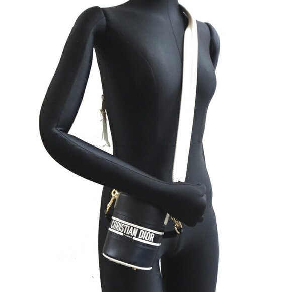 CHRISTIAN DIOR White Leather Shoulder Bag - Picture 7 of 8